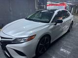 Toyota Camry 2019 года за 13 500 000 тг. в Астана – фото 2