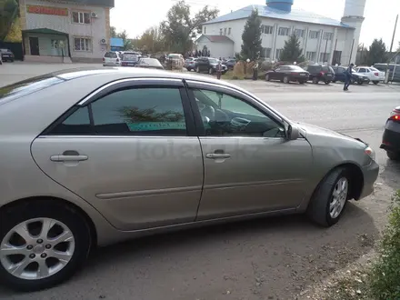 Toyota Camry 2004 года за 5 500 000 тг. в Урджар – фото 7