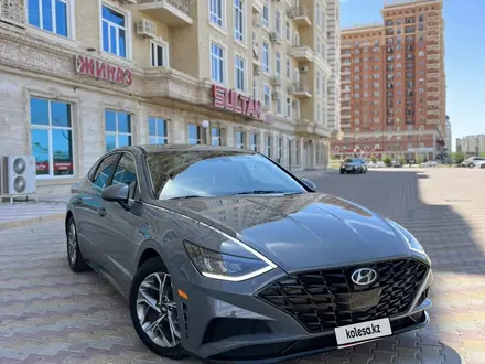 Hyundai Sonata 2021 года за 7 400 000 тг. в Актау – фото 2