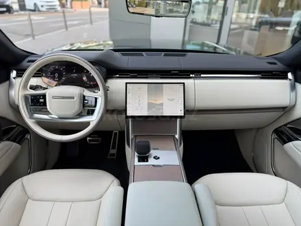 Land Rover Range Rover HSE 2026 года за 120 599 000 тг. в Алматы – фото 9