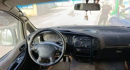 Hyundai Starex 2002 года за 3 000 000 тг. в Астана – фото 4