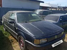Volkswagen Passat, 1989
