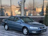 Toyota Camry 2001 года за 3 900 000 тг. в Шымкент