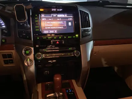 Toyota Land Cruiser 2013 года за 21 000 000 тг. в Семей – фото 17