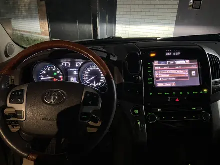 Toyota Land Cruiser 2013 года за 21 000 000 тг. в Семей – фото 3