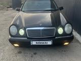 Mercedes-Benz E 320 1999 годаүшін3 400 000 тг. в Уральск – фото 3
