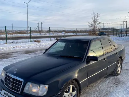 Mercedes-Benz E 220 1995 года за 1 800 000 тг. в Астана – фото 6