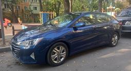 Hyundai Elantra 2019 года за 9 600 000 тг. в Алматы – фото 5