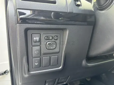 Toyota Land Cruiser Prado 2014 года за 17 900 000 тг. в Алматы – фото 36