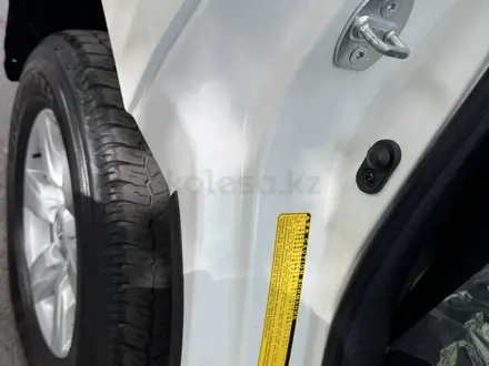 Toyota Land Cruiser Prado 2014 года за 17 900 000 тг. в Алматы – фото 62