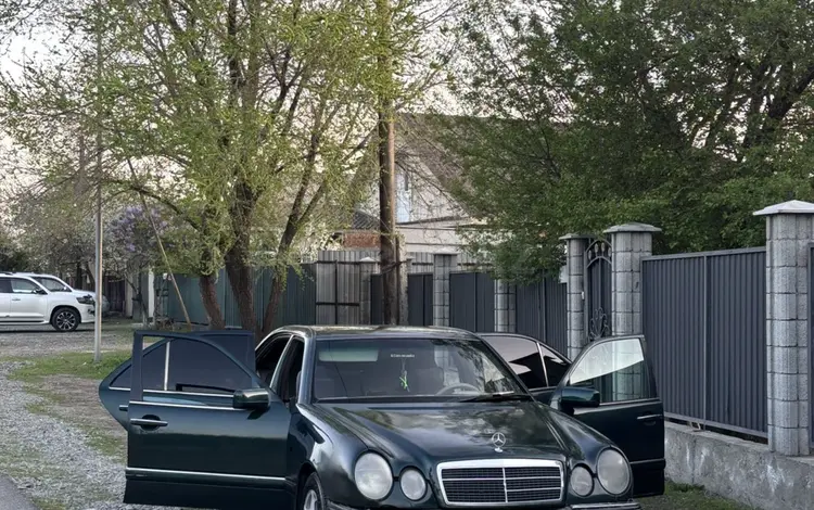Mercedes-Benz E 230 1995 года за 1 800 000 тг. в Талдыкорган