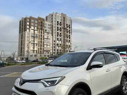 Toyota RAV4 2018 года за 15 000 000 тг. в Шымкент – фото 8