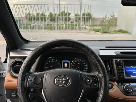 Toyota RAV4 2018 года за 15 000 000 тг. в Шымкент – фото 14