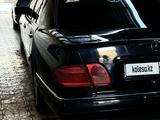 Mercedes-Benz E 230 1997 года за 2 700 000 тг. в Шымкент