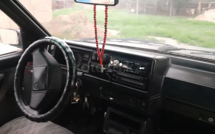 Volkswagen Golf 1988 года за 500 000 тг. в Алматы