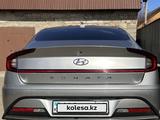 Hyundai Sonata 2020 года за 10 500 000 тг. в Кокшетау – фото 2