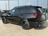 BMW X7 XDrive 40i 2025 года за 81 535 000 тг. в Актобе – фото 3