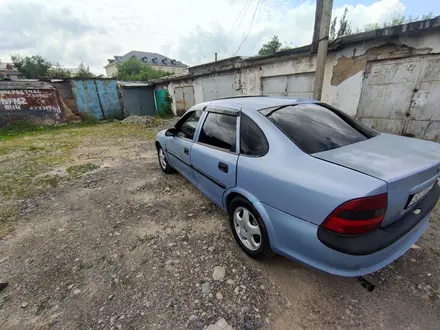 Opel Vectra 1997 года за 1 050 000 тг. в Кентау – фото 4