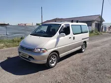 Toyota Granvia, 1999