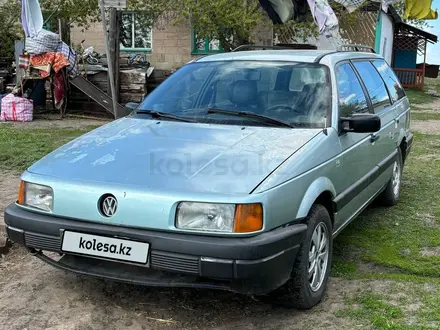 Volkswagen Passat 1991 года за 1 100 000 тг. в Кишкенеколь – фото 2