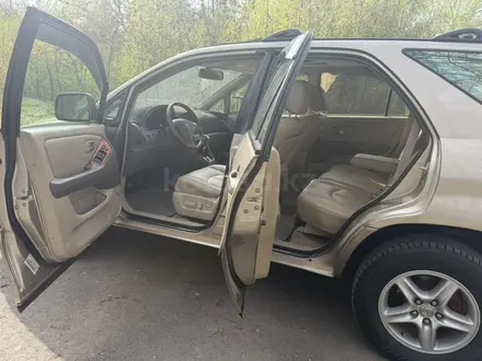 Lexus RX 300 2001 года за 5 700 000 тг. в Алматы – фото 18