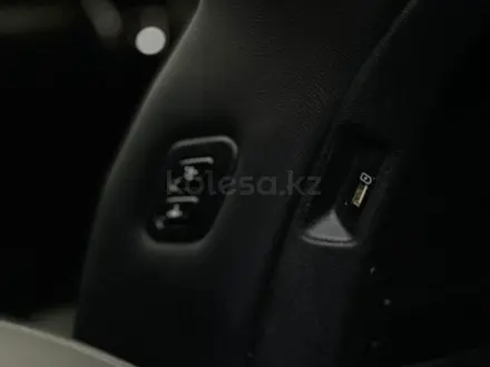 Kia Sorento 2022 года за 18 300 000 тг. в Алматы – фото 27