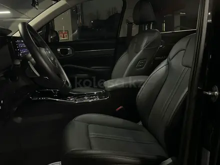 Kia Sorento 2022 года за 18 300 000 тг. в Алматы – фото 34