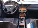 Mercedes-Benz E 260 1992 года за 950 000 тг. в Шымкент