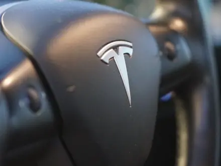 Tesla Model 3 2018 года за 22 000 000 тг. в Алматы – фото 13