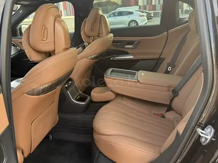 Mercedes-Benz E 300 2024 года за 30 000 000 тг. в Алматы – фото 13
