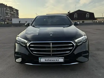 Mercedes-Benz E 300 2024 года за 30 000 000 тг. в Алматы