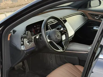 Mercedes-Benz E 300 2024 года за 30 000 000 тг. в Алматы – фото 6
