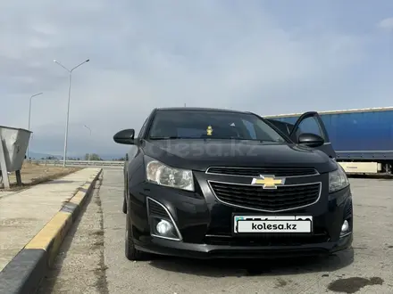 Chevrolet Cruze 2013 года за 4 500 000 тг. в Алматы – фото 24