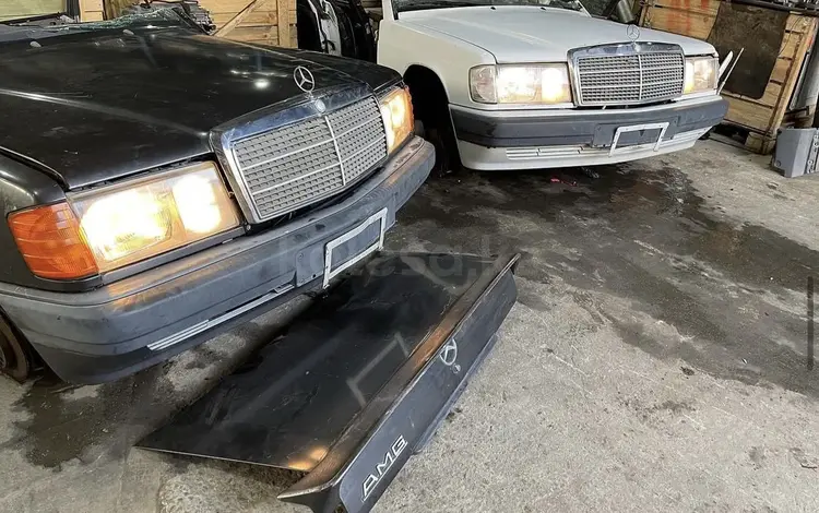 W201 190E капот за 60 000 тг. в Алматы