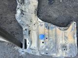 Защита двигателя на Toyota Ipsum за 20 000 тг. в Алматы – фото 2