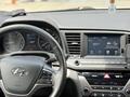 Hyundai Elantra 2018 года за 4 500 000 тг. в Атырау – фото 4