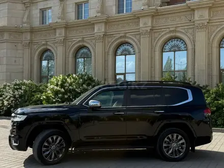 Toyota Land Cruiser 2022 года за 46 200 000 тг. в Актобе – фото 10