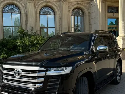 Toyota Land Cruiser 2022 года за 46 200 000 тг. в Актобе – фото 7