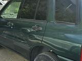 Suzuki Escudo 1998 годаүшін3 300 000 тг. в Семей