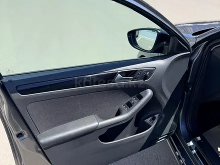 Volkswagen Jetta 2018 года за 5 990 000 тг. в Астана – фото 14