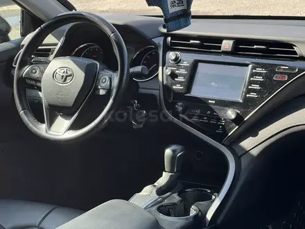 Toyota Camry 2019 года за 11 500 000 тг. в Шымкент – фото 4