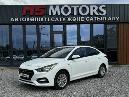 Hyundai Solaris 2018 года за 6 200 000 тг. в Актобе