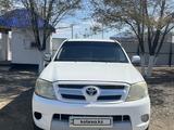 Toyota Hilux 2006 года за 5 000 000 тг. в Атырау