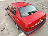Volkswagen Vento 1994 года за 1 100 000 тг. в Алматы – фото 4