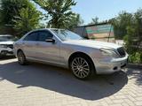 Mercedes-Benz S 320 2001 годаfor3 100 000 тг. в Алматы – фото 3