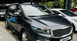 Kia Carnival 2016 годаүшін9 600 000 тг. в Алматы – фото 2