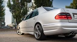 Mercedes-Benz E 55 AMG 2001 годаfor14 500 000 тг. в Алматы