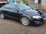 Volkswagen Passat 2005 года за 3 400 000 тг. в Астана – фото 5