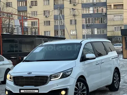 Kia Carnival 2017 года за 10 500 000 тг. в Алматы