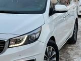 Kia Carnival 2017 годаfor10 500 000 тг. в Алматы – фото 3